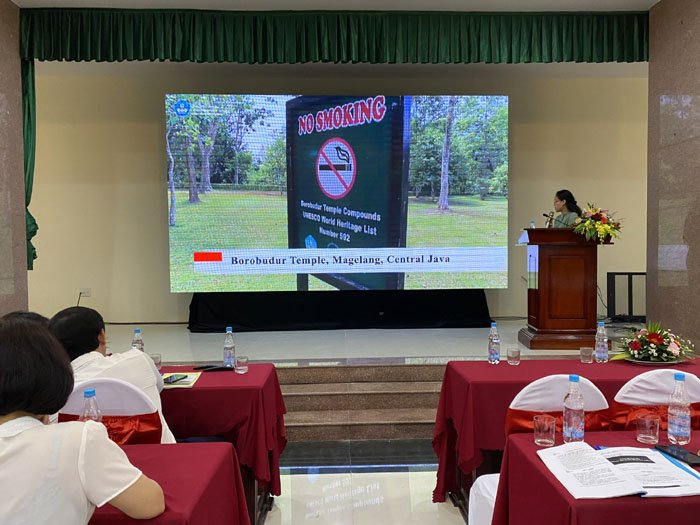 Bà Lê Thị Thu, Quản lý Chương trình phòng, chống tác hại thuốc lá và bệnh không lây, Tổ chức HealthBridge Canada chia sẻ tại hội nghị